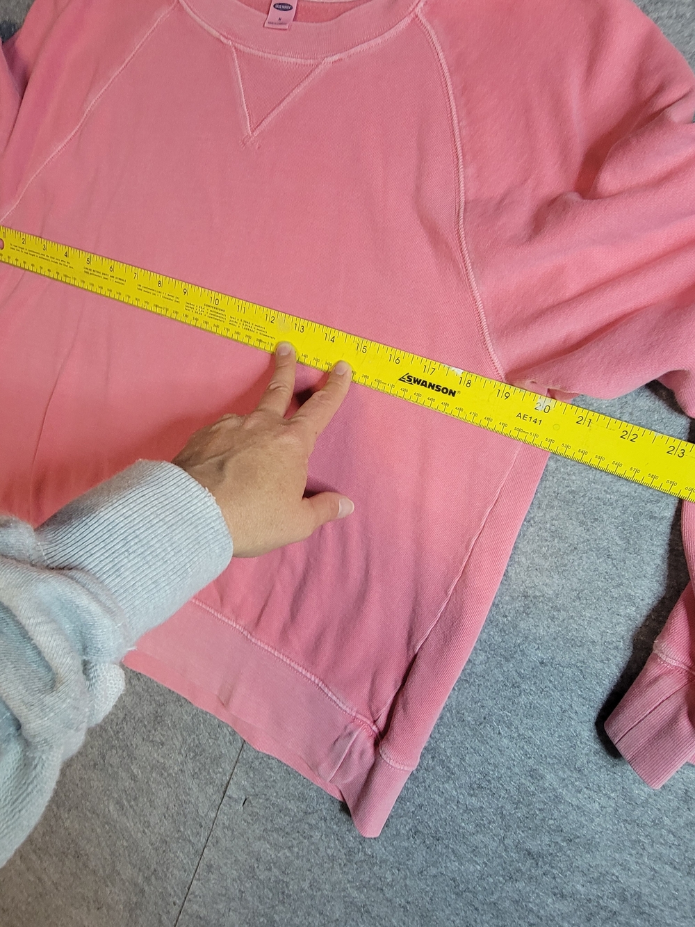 Old Navy Vintage Crewneck Sweatshirt - Picture 6 of 9